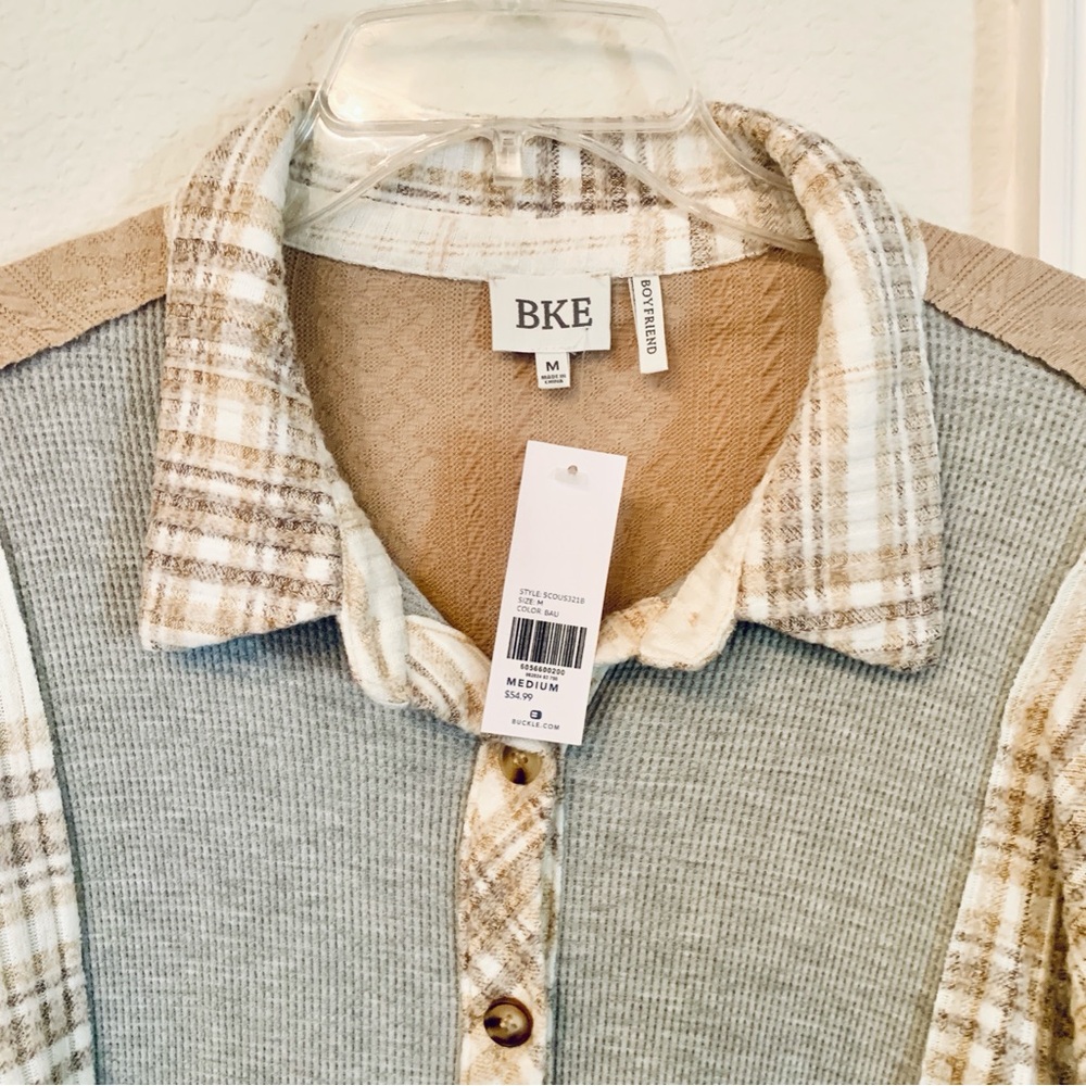 BKE Pieced Thermal Boyfriend Shirt Size M - Picture 3 of 4